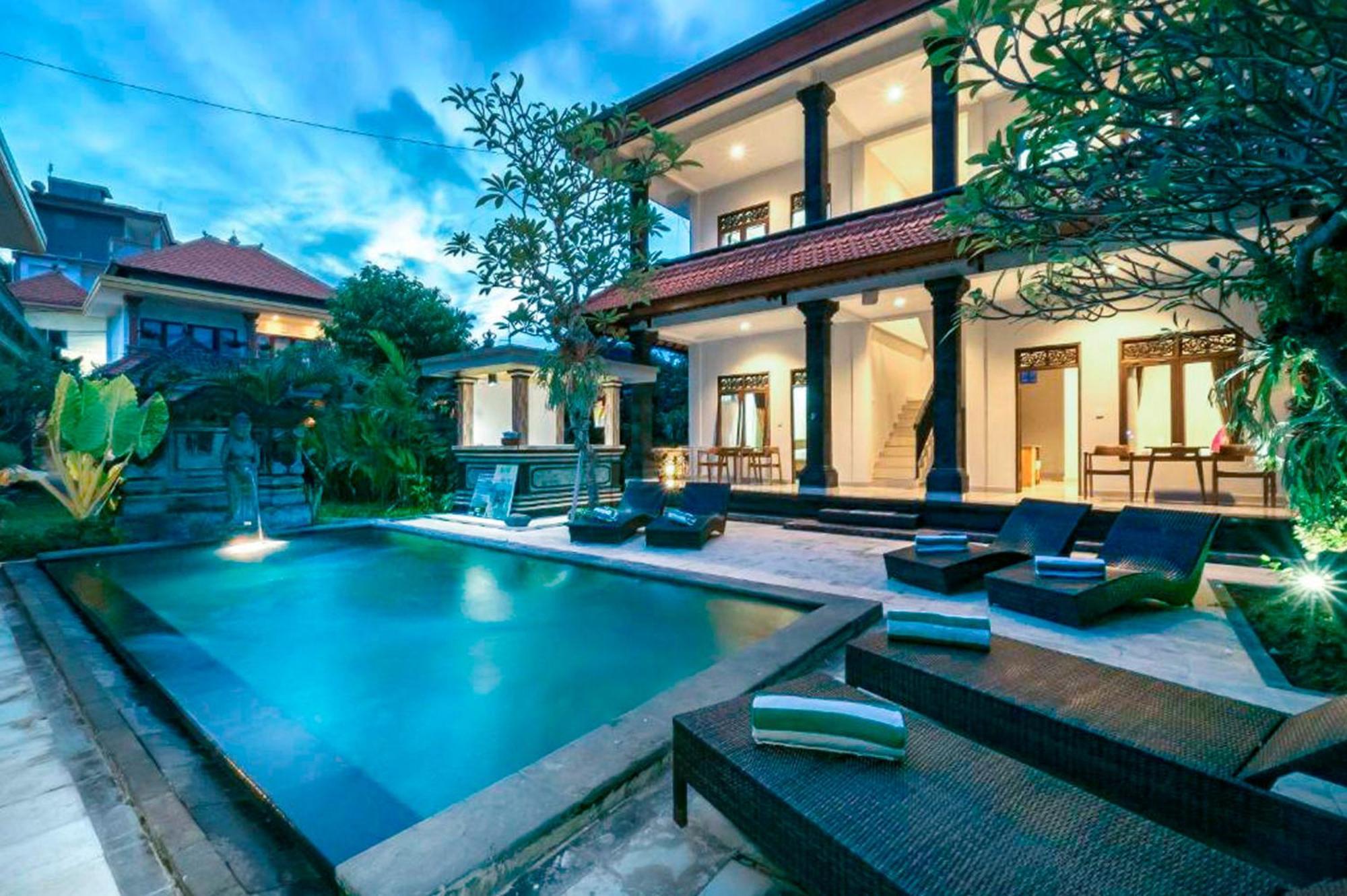 Esty House Hotell Ubud Exteriör bild